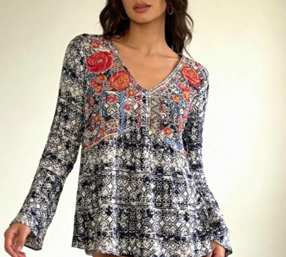 Savanna Jane Embroidered Boho Floral V-Neck Long Sleeve Blouse